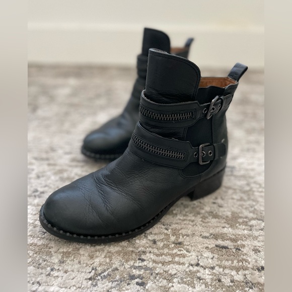 GENTLE SOULS Moto Biker Engineer Boots Womens 7 Black Leather - Picture 1 of 10